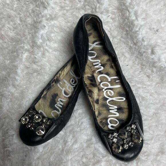 Sam Edelman leather black slip on flats with front jewel brooch accent Size 9 - Picture 1 of 8